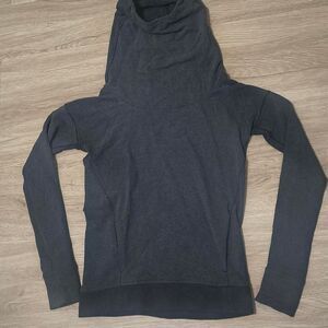✨ Lululemon Funnel Neck Hoodie – Size 2 – Charcoal Grey (Rare Vintage Style) ✨